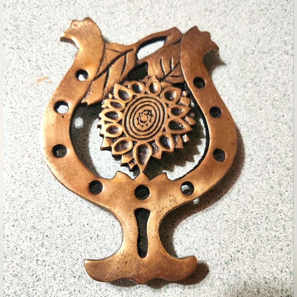 Vintage Brass Sunflower Trivet 5.5x4 Inch Patina Kitchen Hot Dish Footed